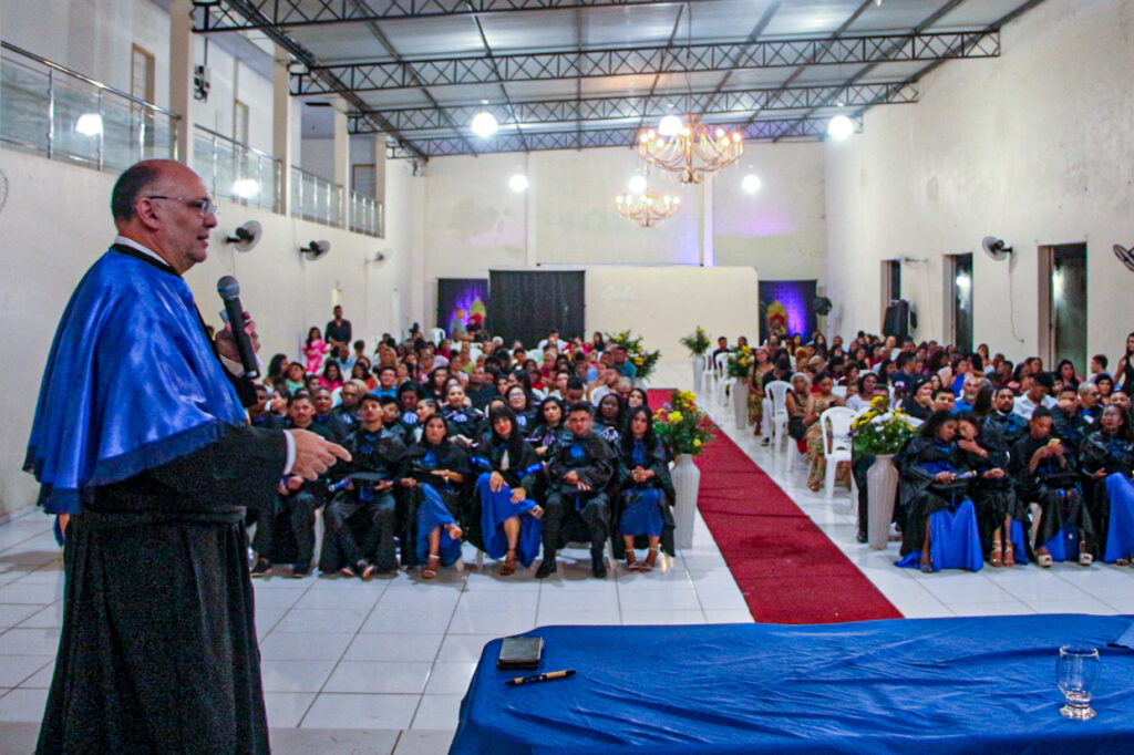 Uema Uema Realiza Cola O De Grau Do Programa Ensinar Polo Pinheiro