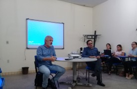 Vice-reitor e Pró-reitor da PROPLAD reúnem-se com professores no Campus Caxias.