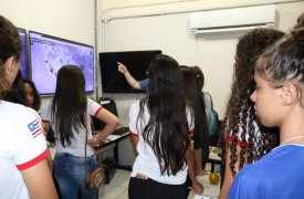 Alunos de escola do Ensino Médio de Bacabal visitam instalações do Núcleo Geoambiental