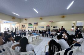 Campus Colinas realizou uma palestra sobre Primeiros Socorros para alunos do Centro de Ensino Maria José Macêdo Costa