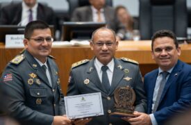Academia de Polícia Militar é homenageada na ALEMA; UEMA já formou mais de 800 oficiais por meio do CFO