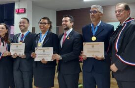 Professores do Curso de Direito e Ciências Socias da Uema recebem medalha do Mérito Acadêmico Fran Paxeco