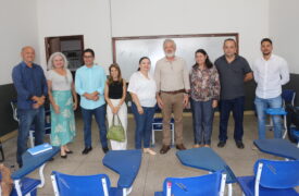 Reitor da Uema participa de reunião sobre internato no Campus Caxias