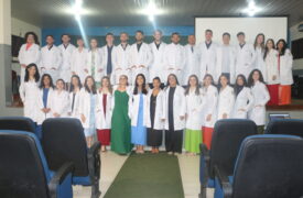 Cerimônia do Jaleco da turma 22 do Curso de Medicina é realizada no Campus Caxias