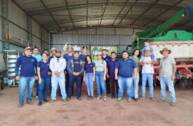 Estudantes de Agrocomputação do ProfiTec participam de aula de campo em fazenda na cidade de Grajaú